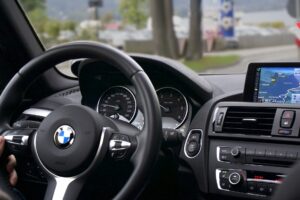 Como conectar o celular no som do carro via bluetooth